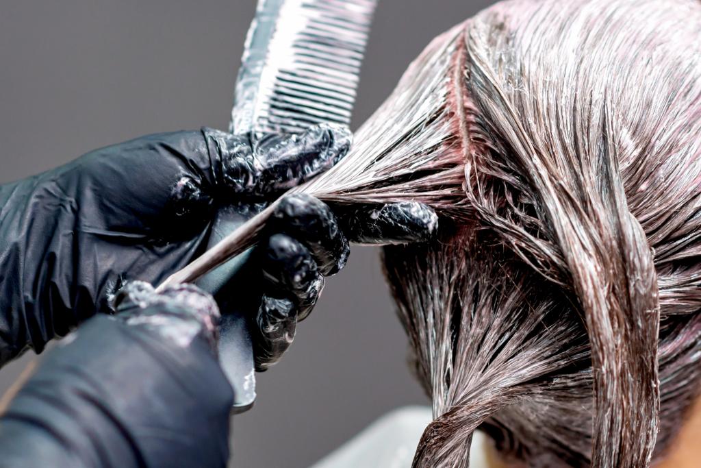Haare Färben bei Hair-X